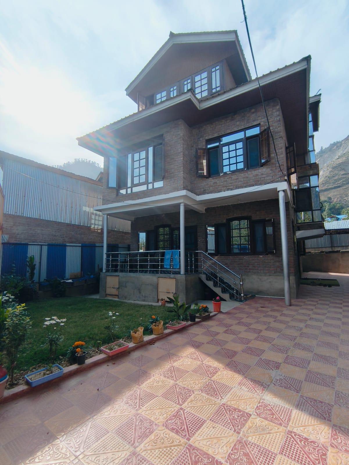 Villa/House