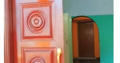 Builder Floor