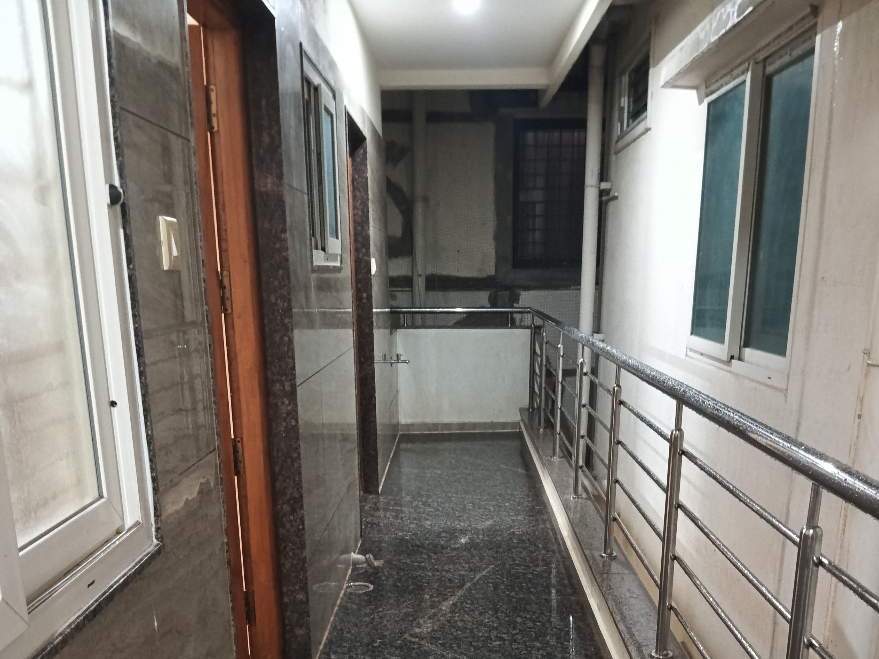Builder Floor